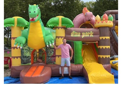 château dinosaure jeu gonflable