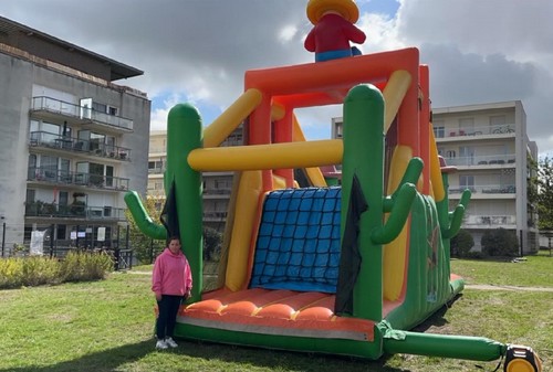 toboggan mur d'escalade jeu gonflable