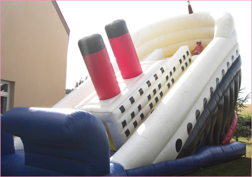 toboggan titanic jeu gonflable picardie